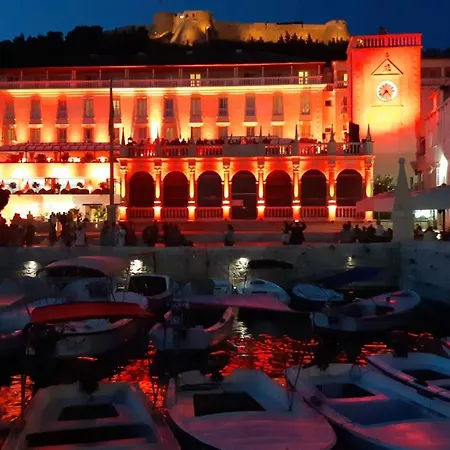 아파트 Tilla's House *