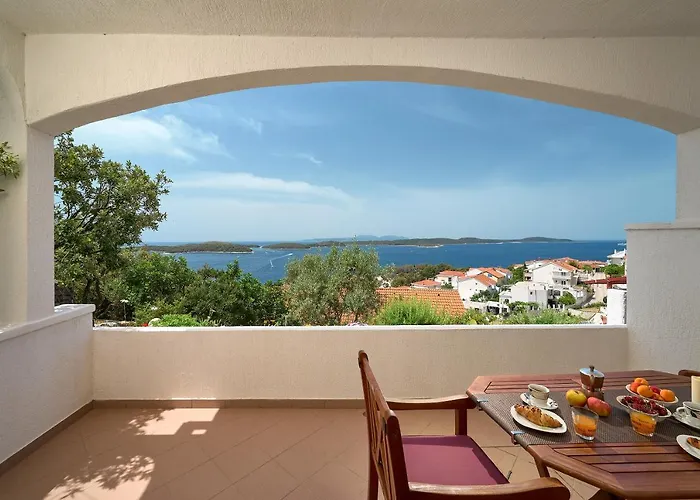 Tilla's House Hvar Town