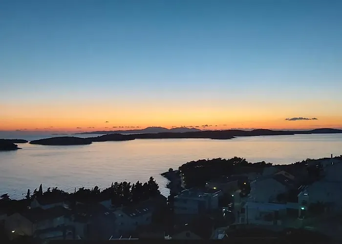 Lägenhet Tilla's House