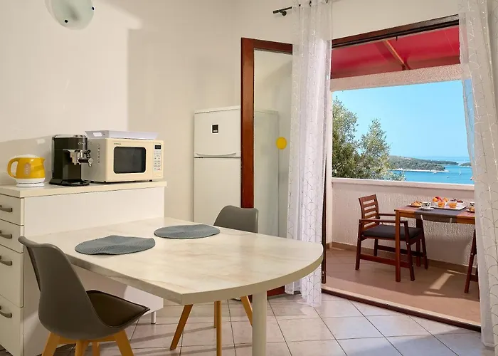 Tilla's House * Hvar Town